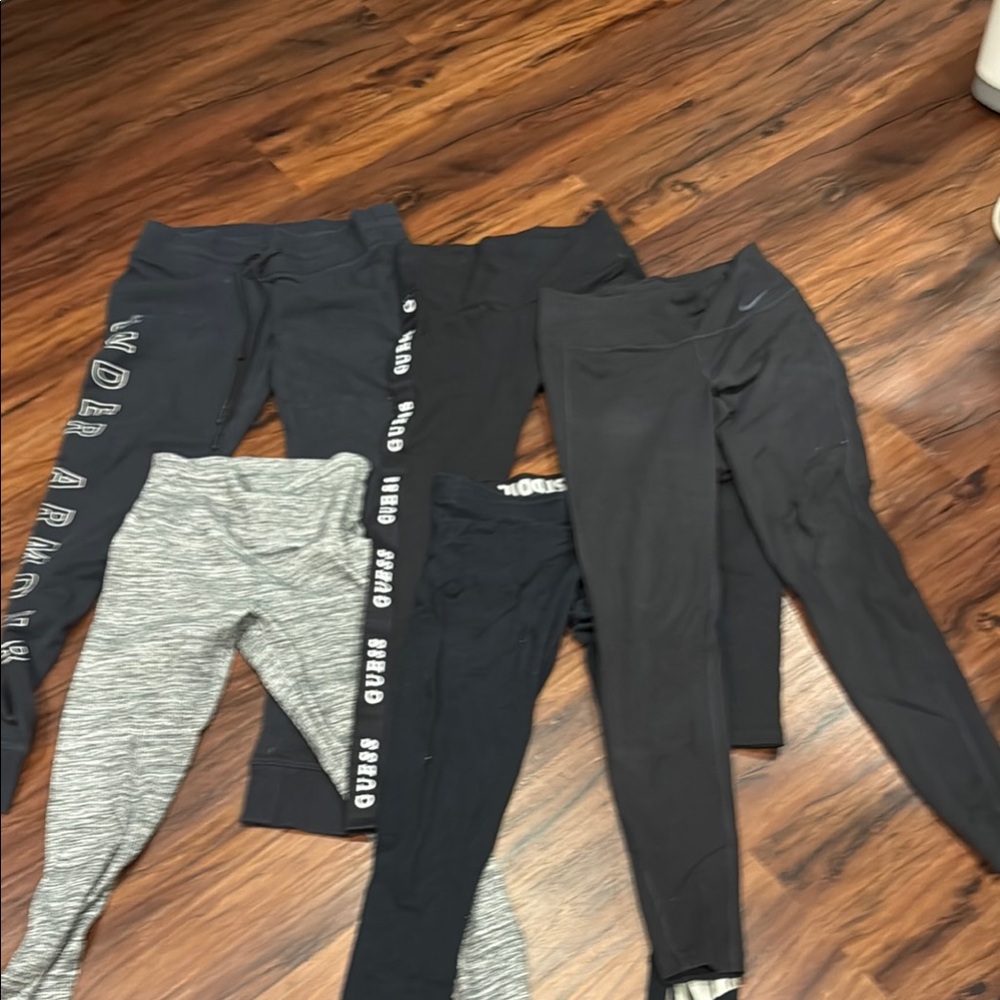 Under Armour Black and Gray Leggings Athletic Fit